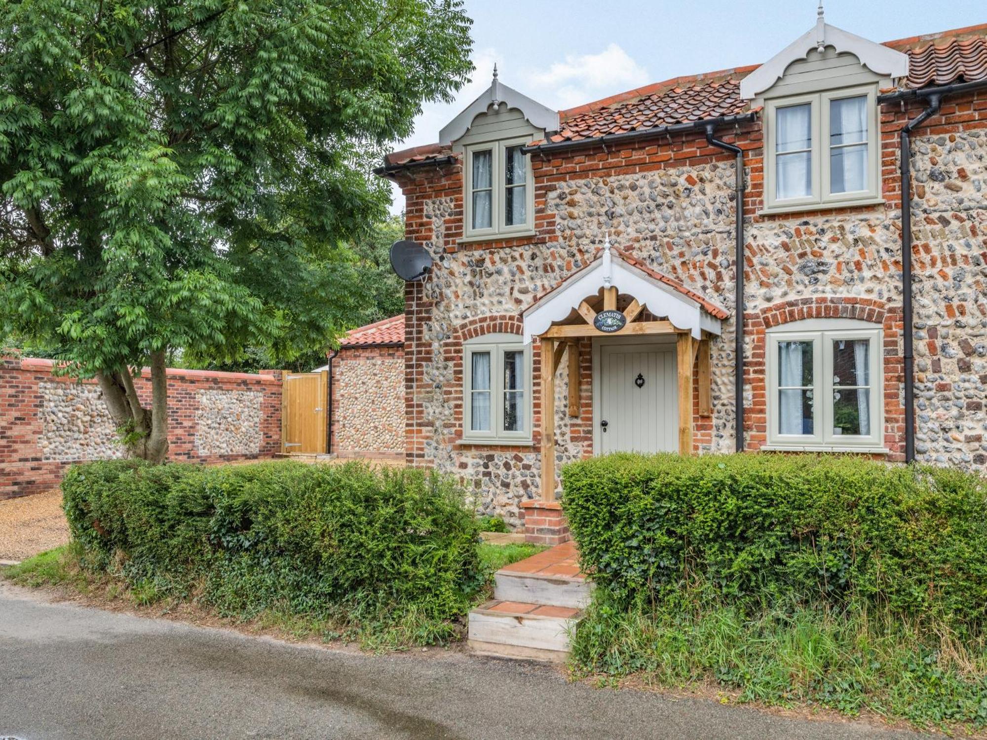Clematis Cottage Thorpe Market Екстериор снимка