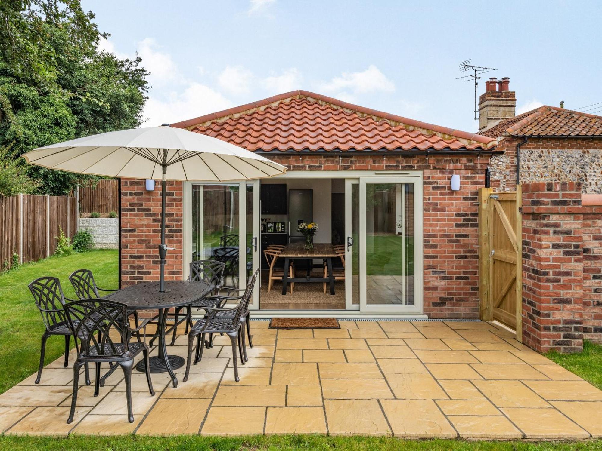 Clematis Cottage Thorpe Market Екстериор снимка