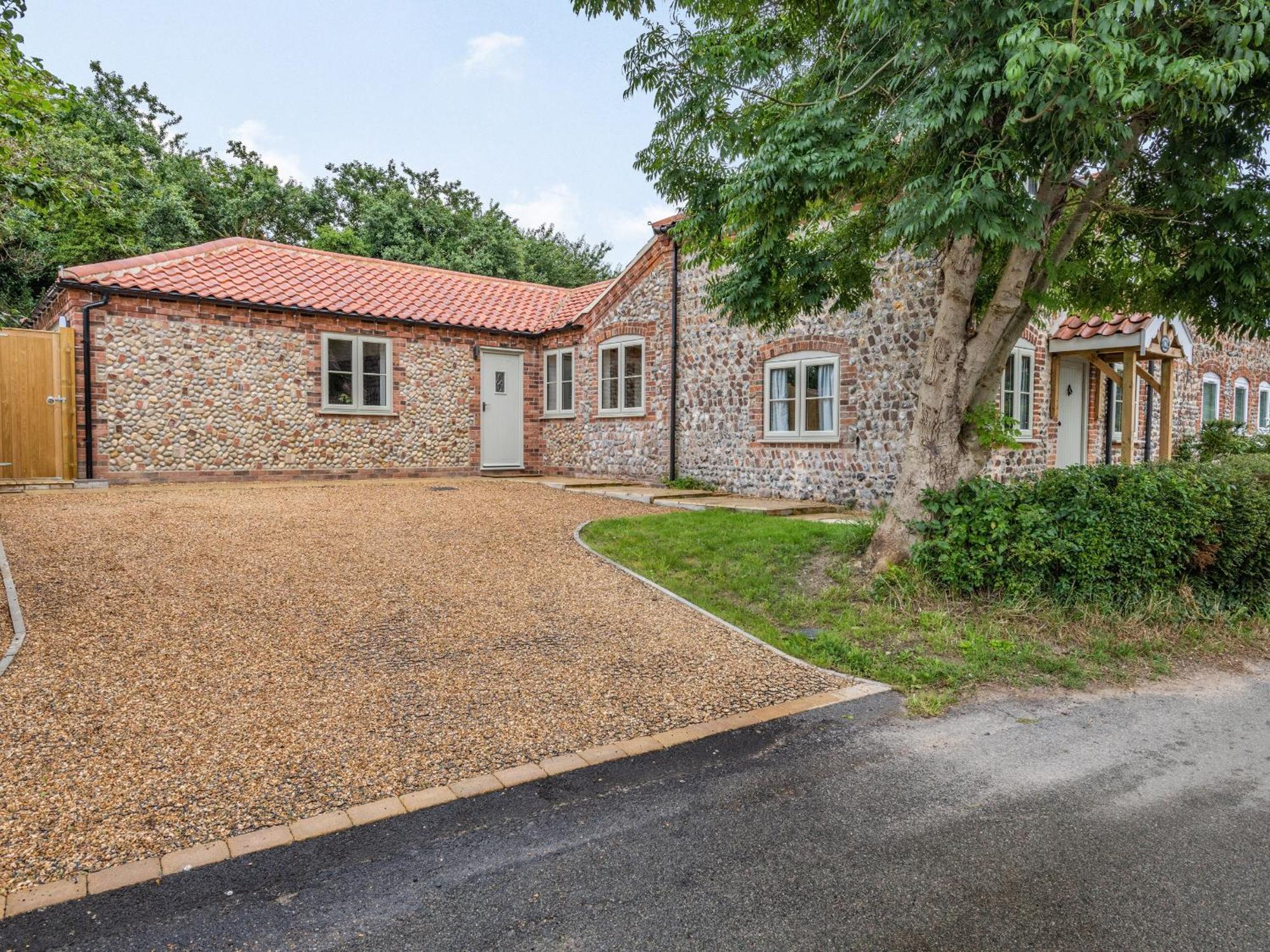 Clematis Cottage Thorpe Market Екстериор снимка